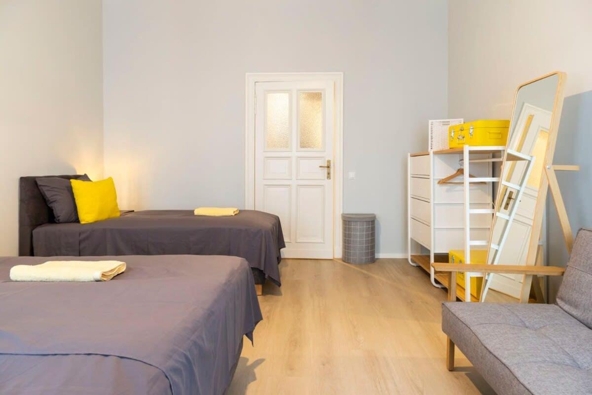 Appartement Two Br And Two Bth Self Checkin Street Parking