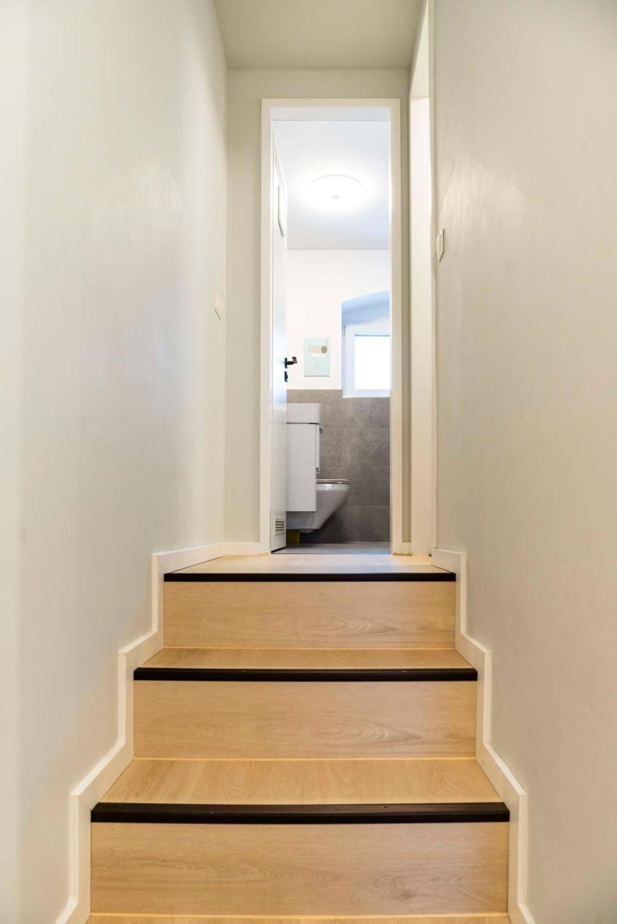 Appartement Two Br And Two Bth Self Checkin Street Parking *